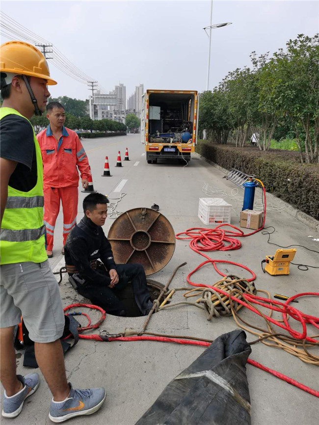 济水街道翻衬法管道修复技术主要工序
